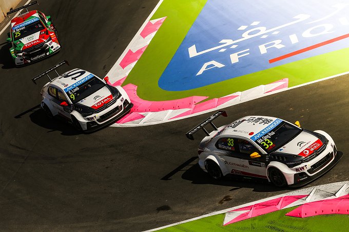 Citroën verovert eerste vijf plekken in het WTCC